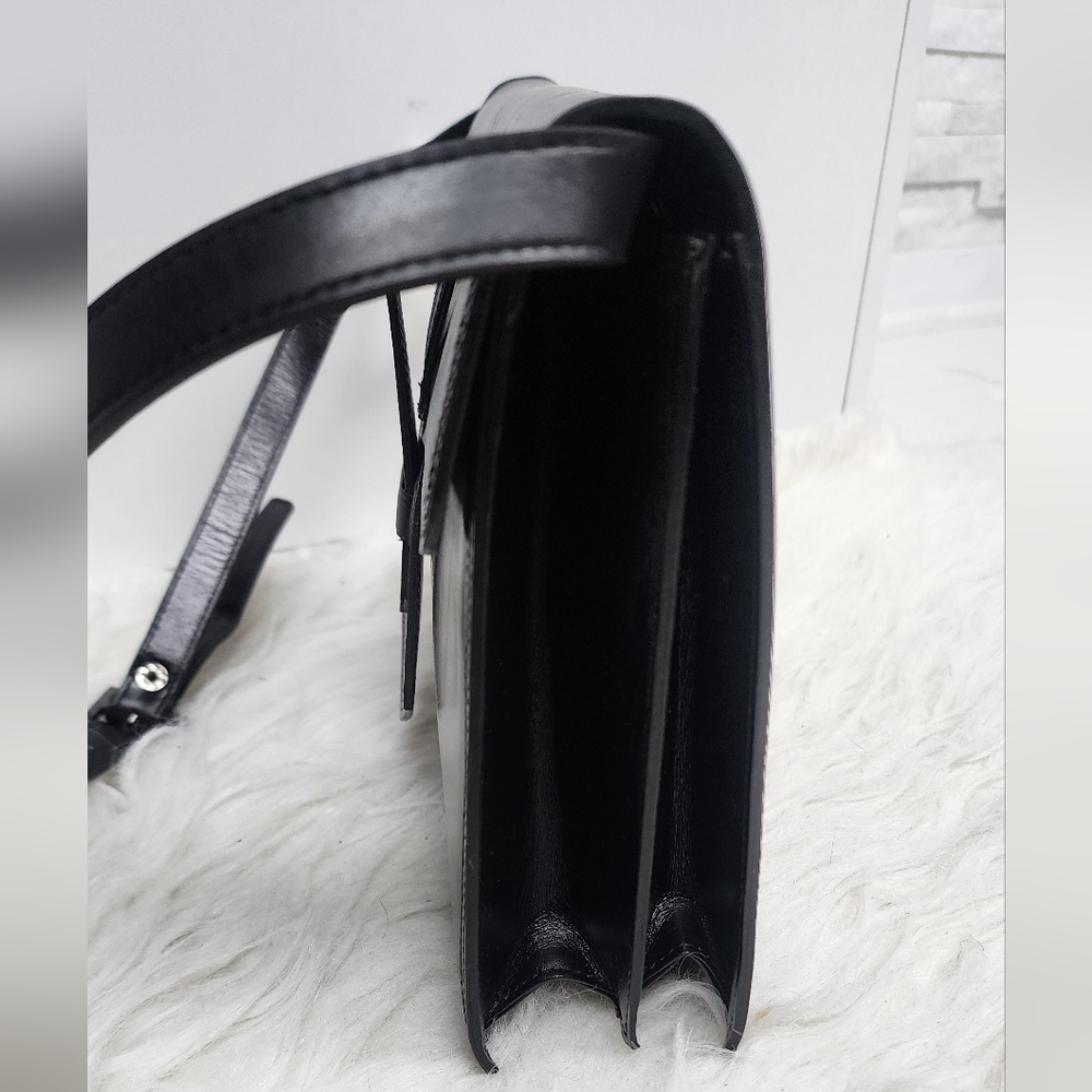 YSL Black Leather Bag – Elegant - Picture 3 of 15